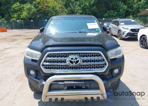 2017 Toyota Tacoma Sr5 V6 z USA, uszkodzony, nr VIN 3TMCZ5AN6HM056074